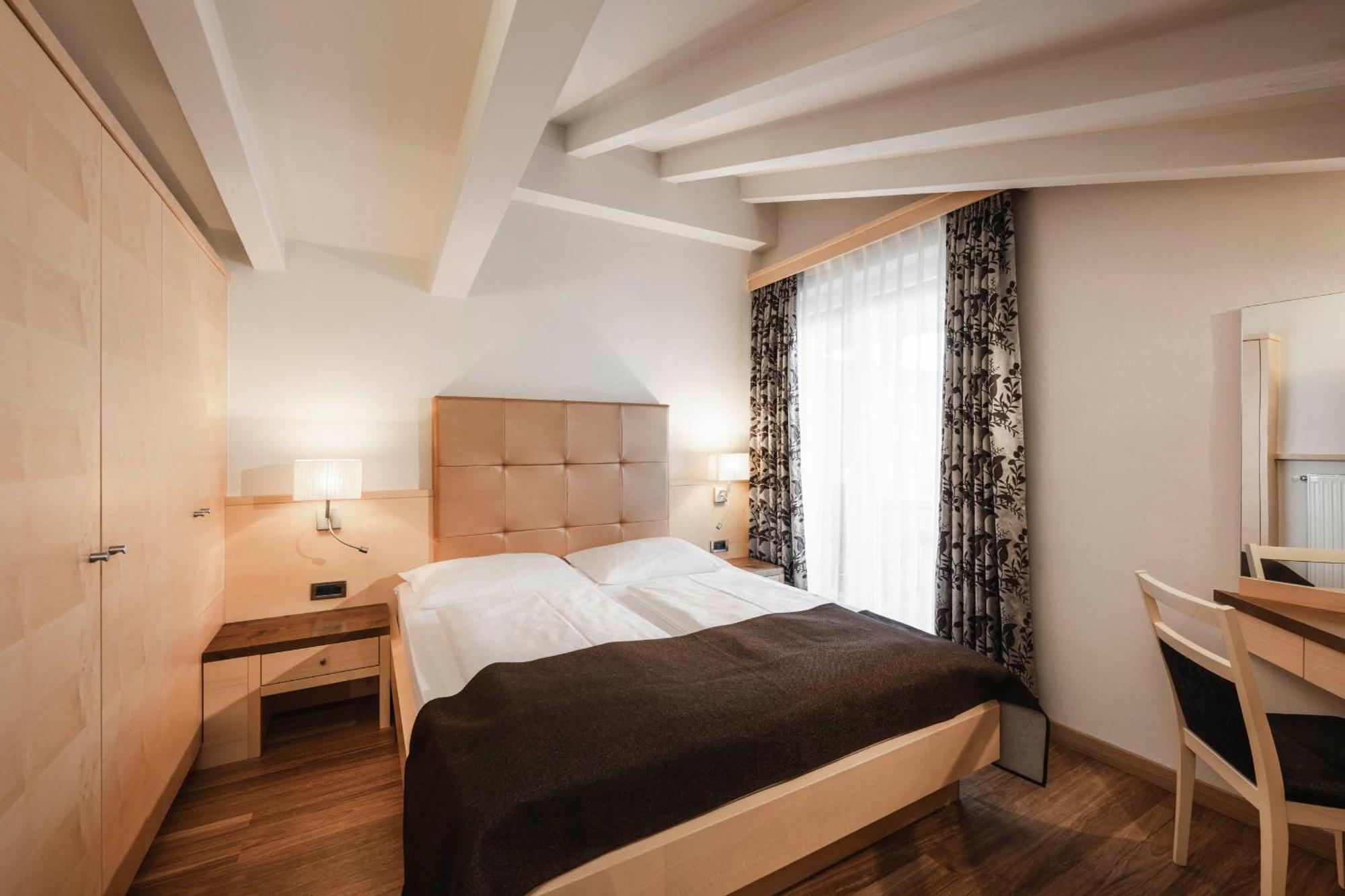 Appartementhaus Residence Hirzer Tirolo Oda fotoğraf
